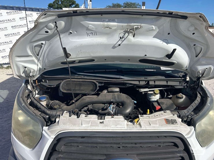 2016-ford-transit-image-9