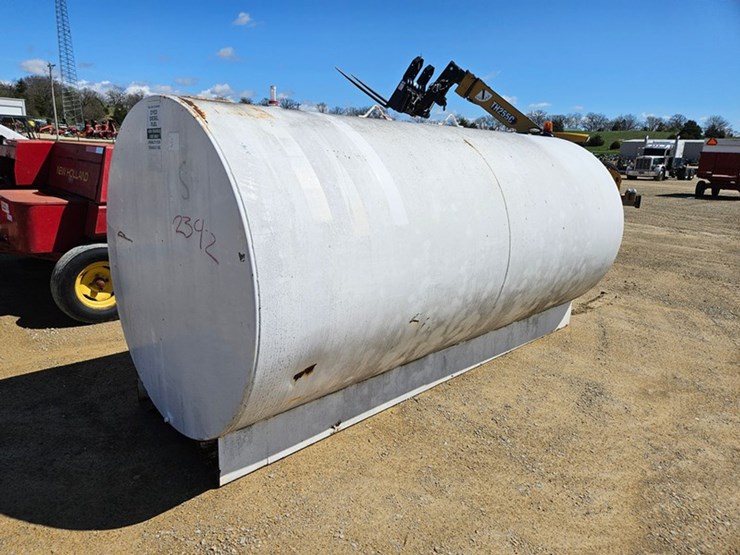 #5092-•-1000-gallon-fuel-tank-image-5