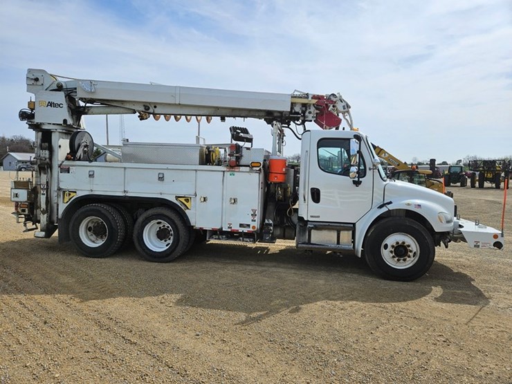 #5076-•-2007-freightliner-m2-tandem-axle-crane-truck-image-6