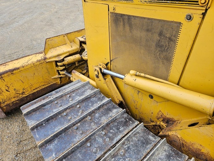 deere-550g-lgp-image-12