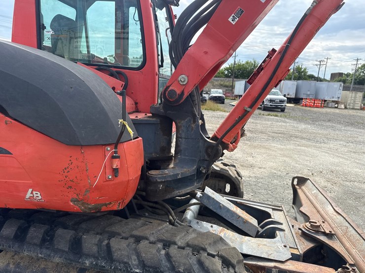 2012-kubota-kx080-3-image-7
