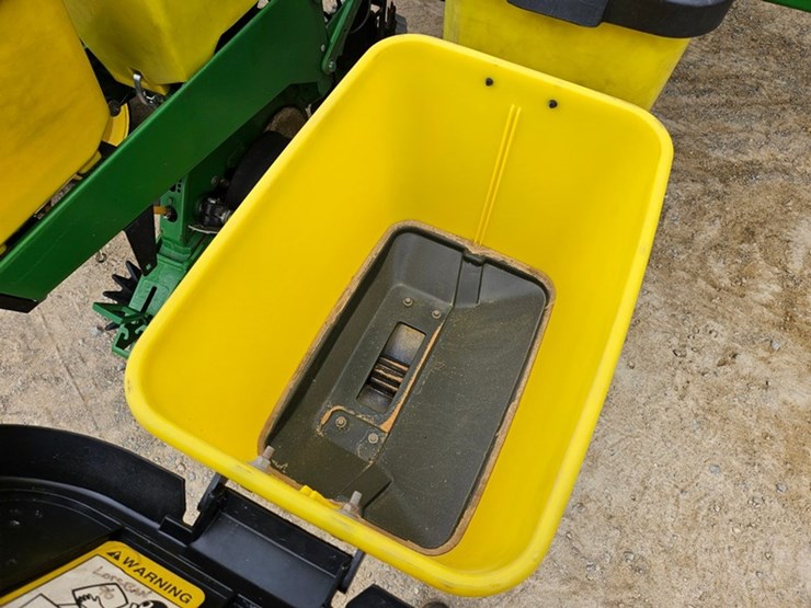 john-deere-7200-image-71