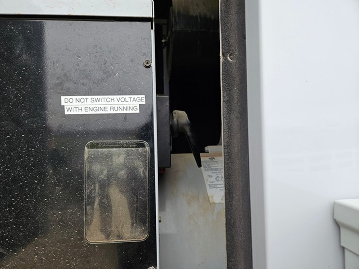 #5177-•-tramont-100-kw-towable-generator-image-30
