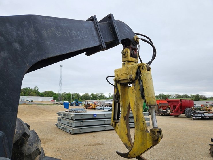 #5053-•-timber-jack-skidder-for-salvage-image-16