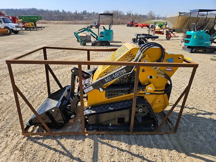 #5207-•-2025-agt-mx-mrt-14-mini-skid-steer-image-2
