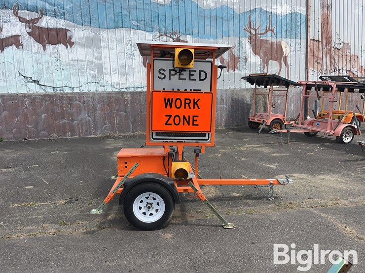 2023-wanco-traffic-control-trailered-speed-limit-sign-image-4