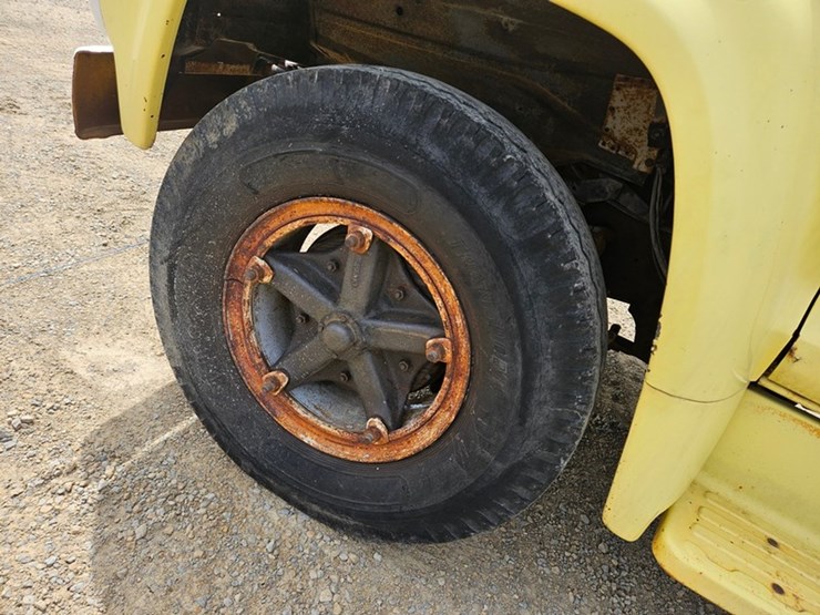 1975-ford-f750-image-74