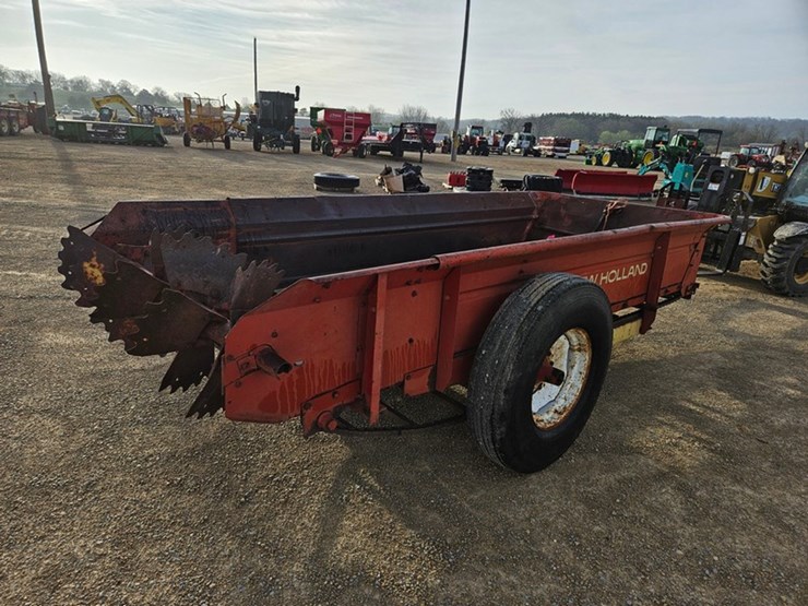 new-holland-519-image-5