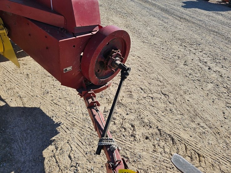 new-holland-268-image-10