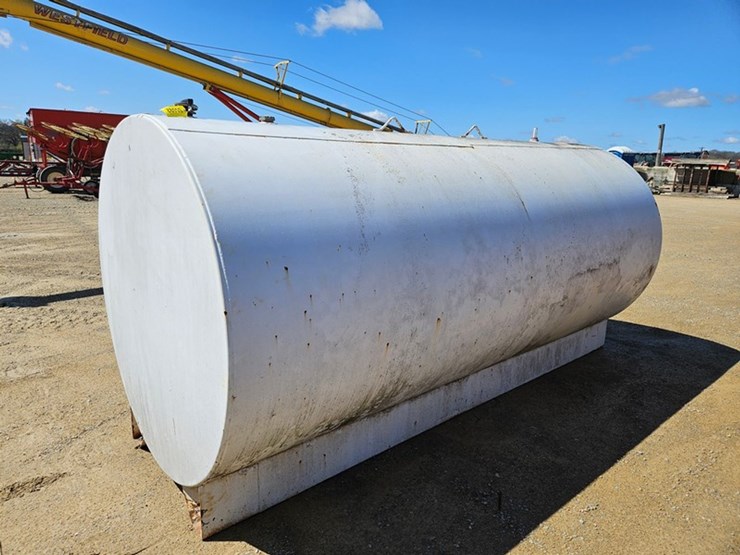 #5092-•-1000-gallon-fuel-tank-image-1