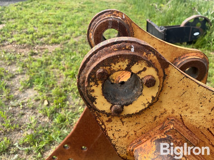 c&p-def-24”-excavator-bucket-image-9