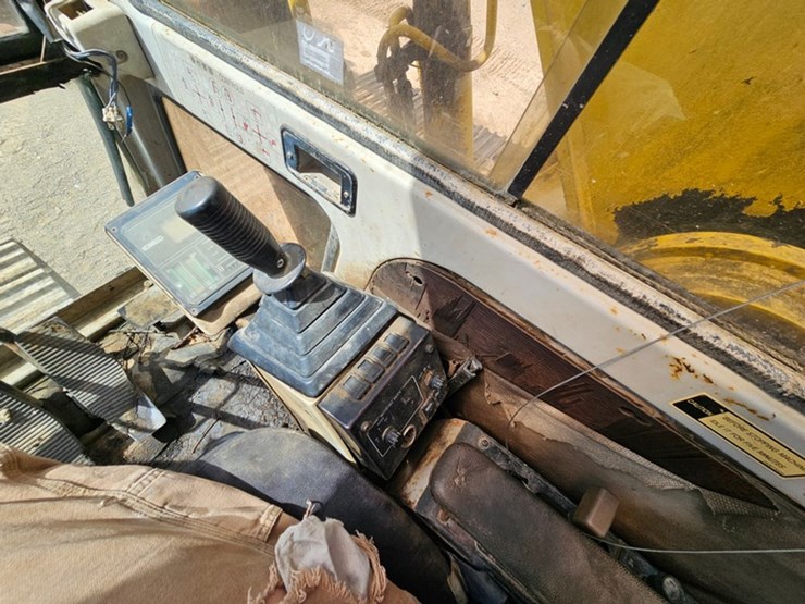 kobelco-sk220-lc-image-49