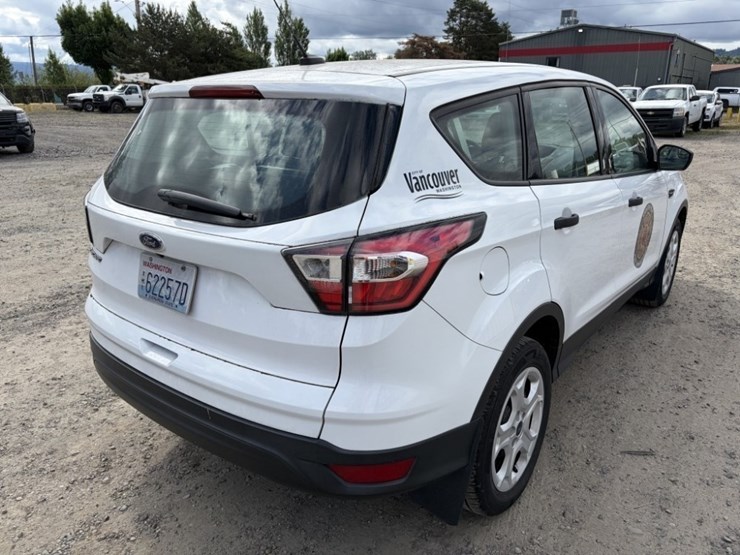 2017-ford-escape-image-4