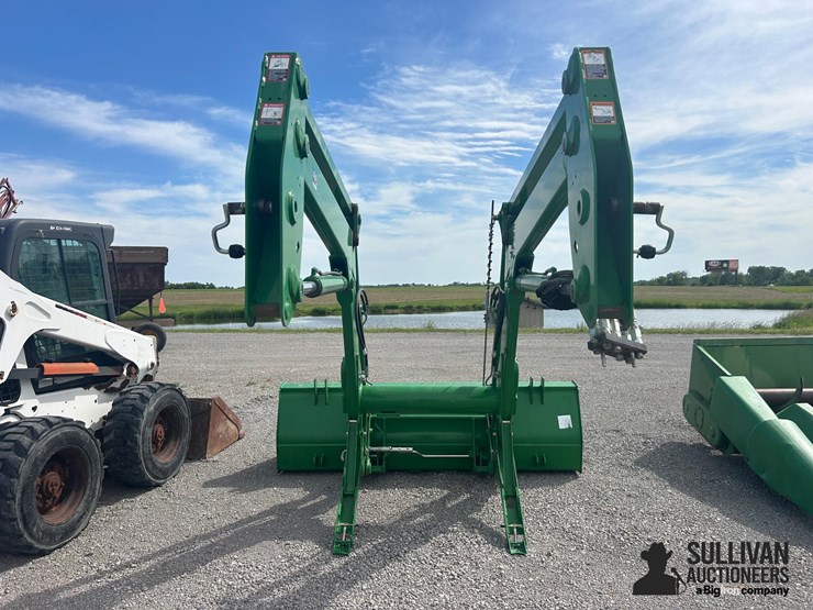 2017-john-deere-h-image-6