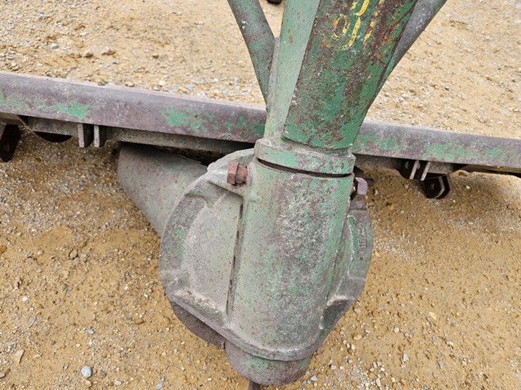 john-deere-80-image-13