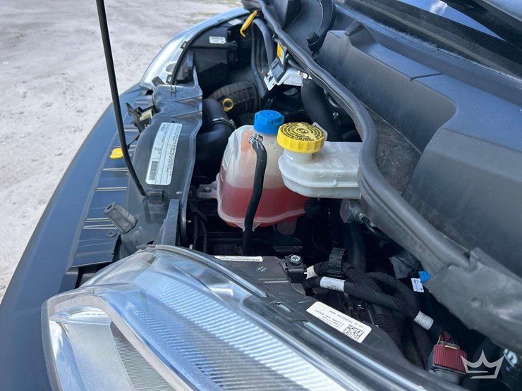 2023-ram-promaster-1500-image-9
