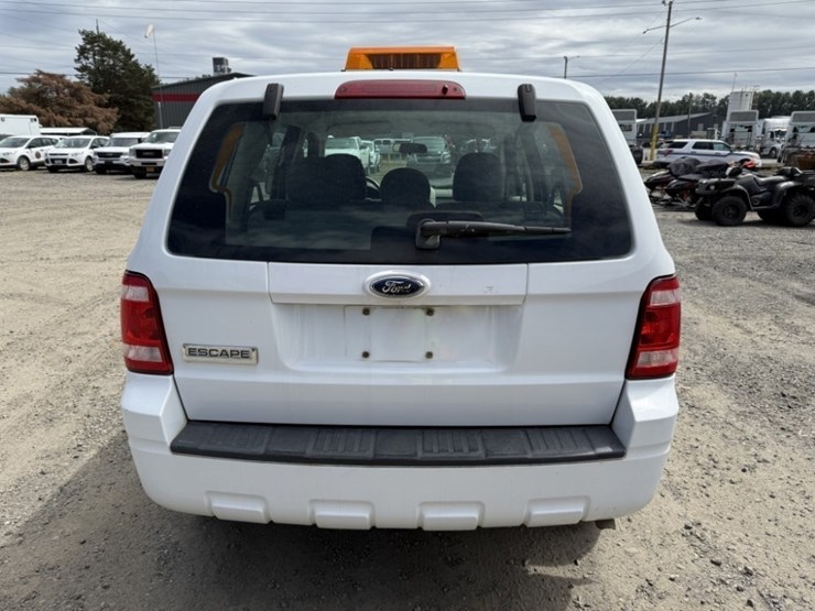 2009-ford-escape-image-5