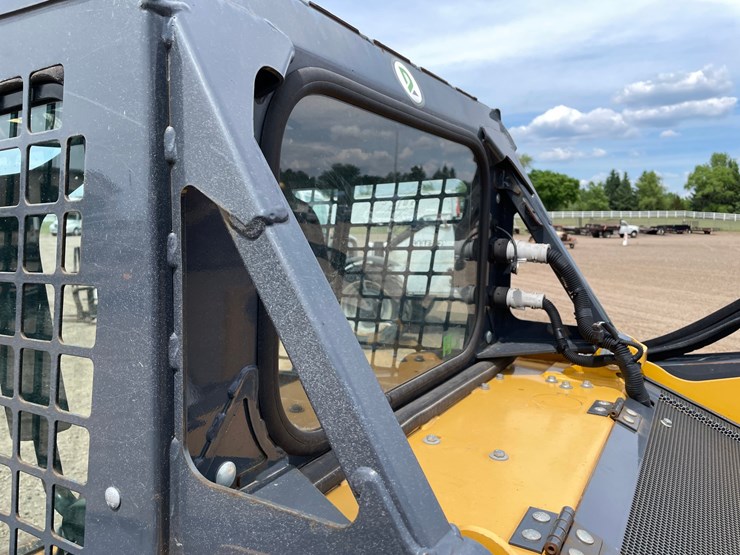 #1087-•-john-deere-319gr-skid-steer-image-13