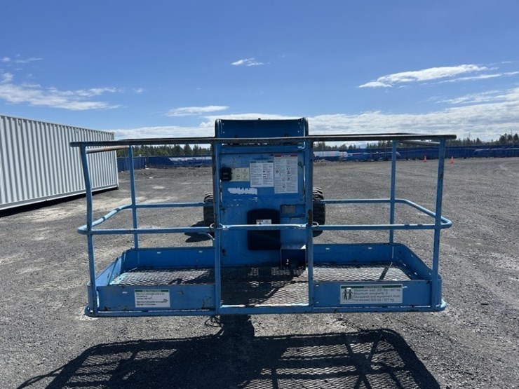 2013-genie-s40-image-8