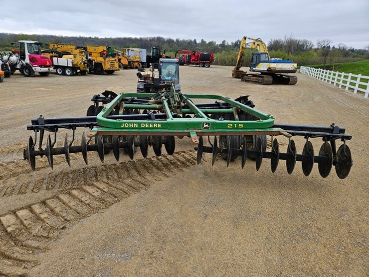 john-deere-215-image-4