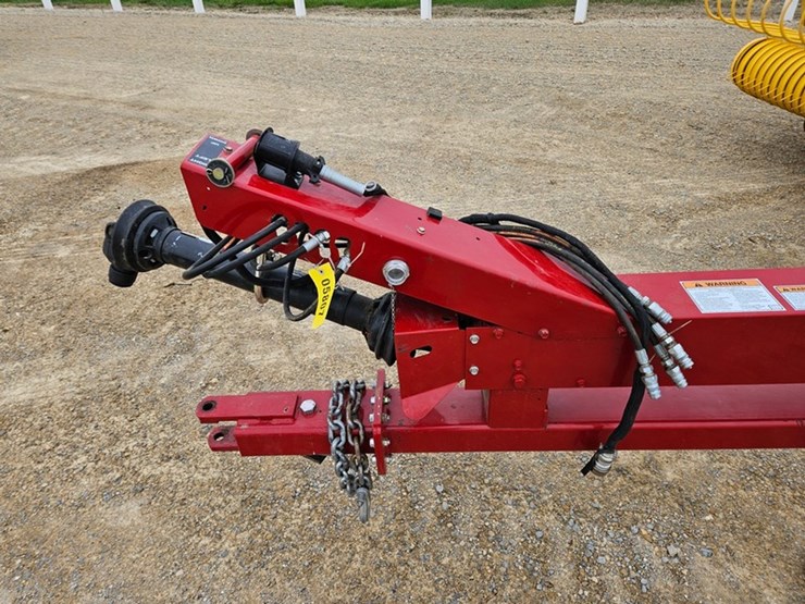 new-holland-fp240-image-10