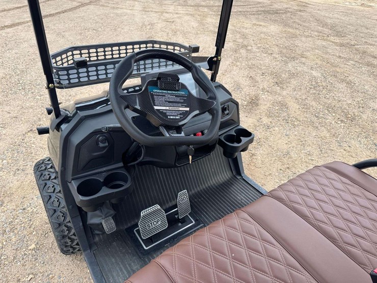 2025-sd-lanch-street-legal-6-seater-golf-cart-w/-on-board-charger-(1-mile-showing)-image-11