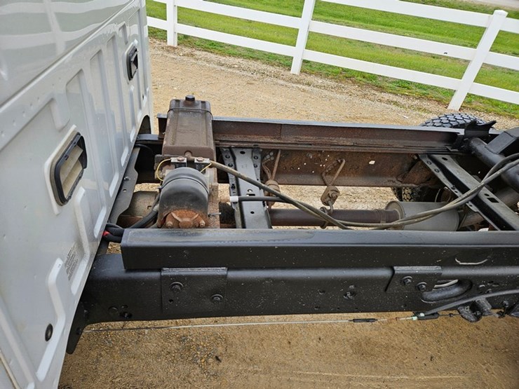 2008-ford-f550-image-23