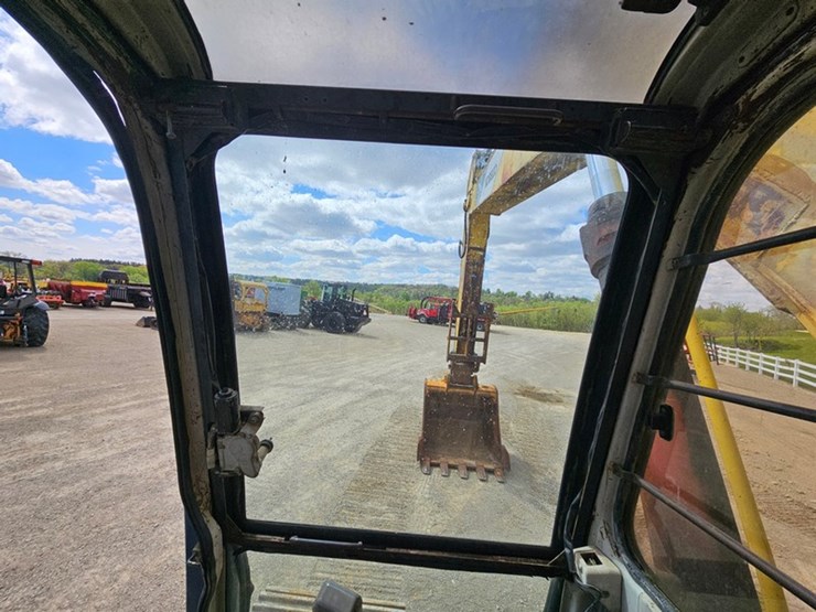kobelco-sk220-lc-image-62