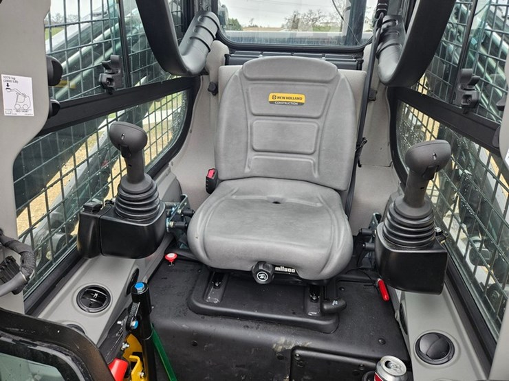 new-holland-l328-image-33