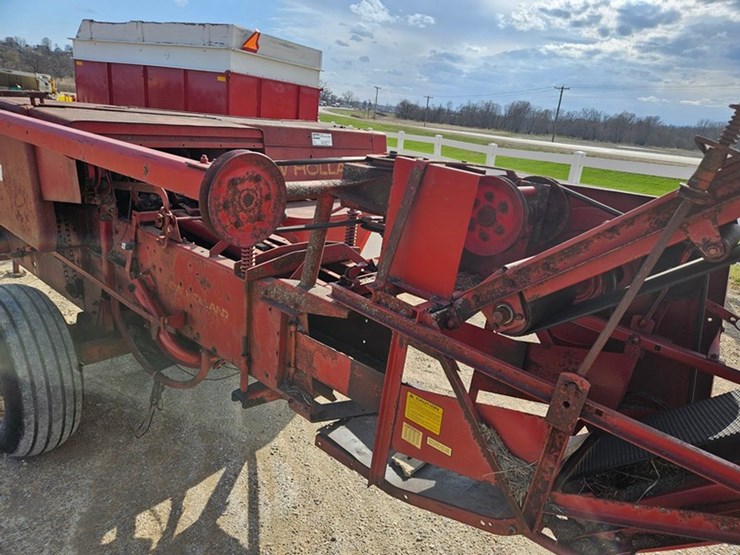 new-holland-276-image-57