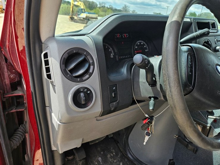 2016-ford-e450-image-66