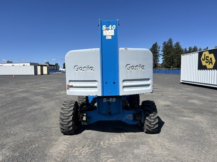 2013-genie-s40-image-4