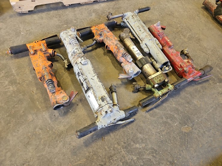 quantity-of-pneumatic-jack-hammers-image-4