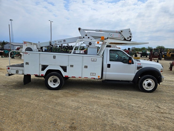 2008-ford-f550-image-6