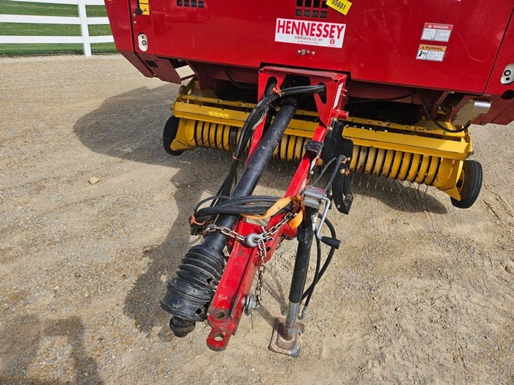 new-holland-br7090-image-10