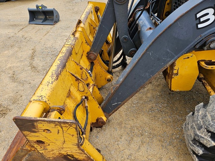deere-310sj-image-12