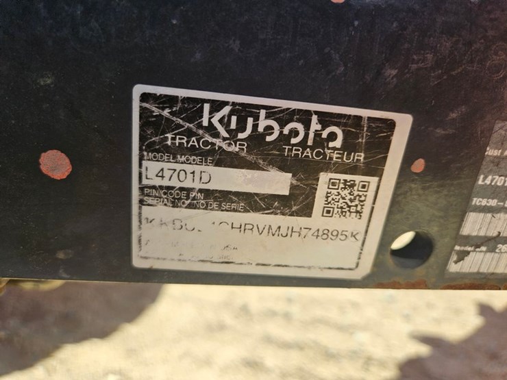 2021-kubota-l4701-image-44