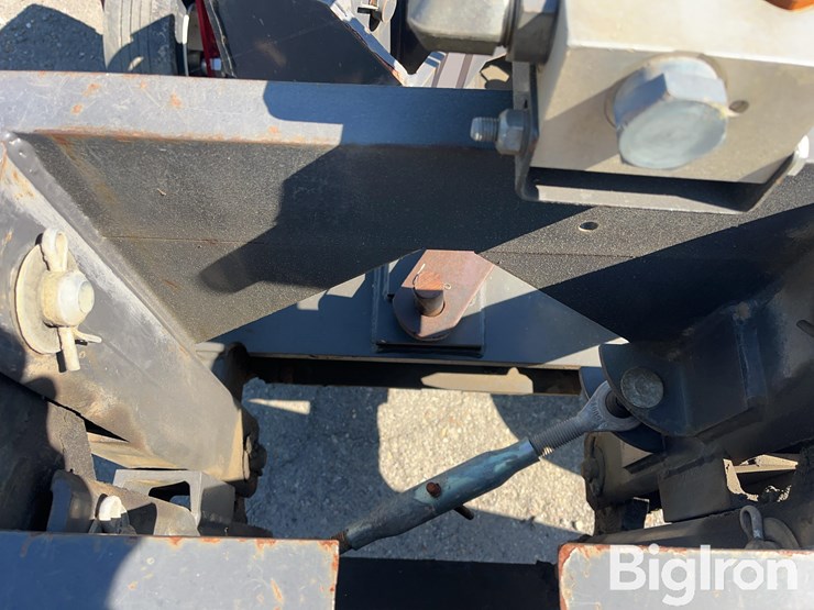 sweepster-22109mh-9’-broom-attachment-image-15