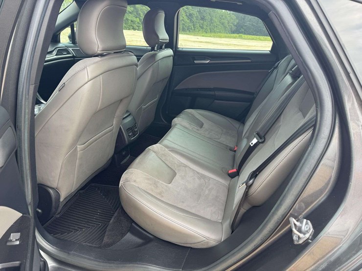 2017-ford-fusion-sport-awd-4dr-sedan---70,774-miles-image-17