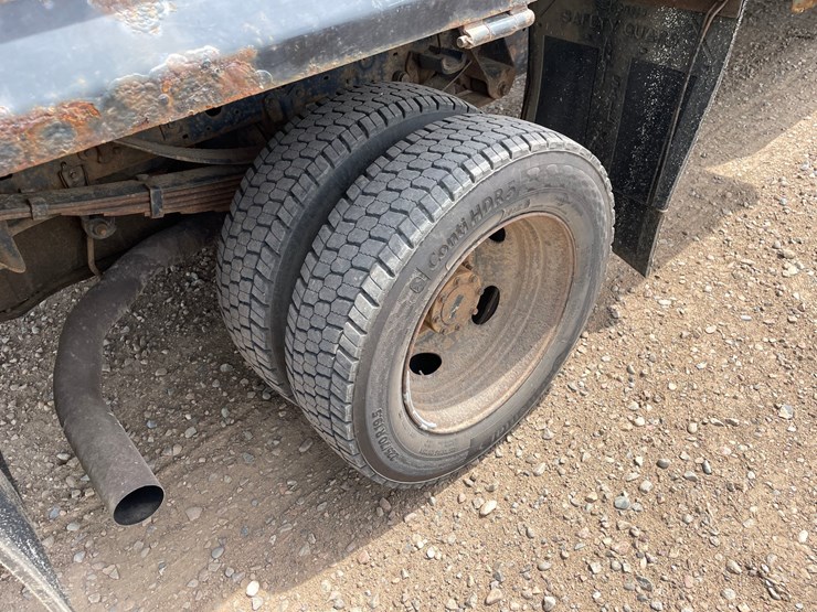 2004-ford-f450-image-15
