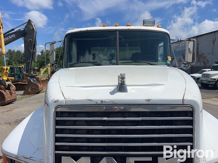 1994-mack-ch613-image-16