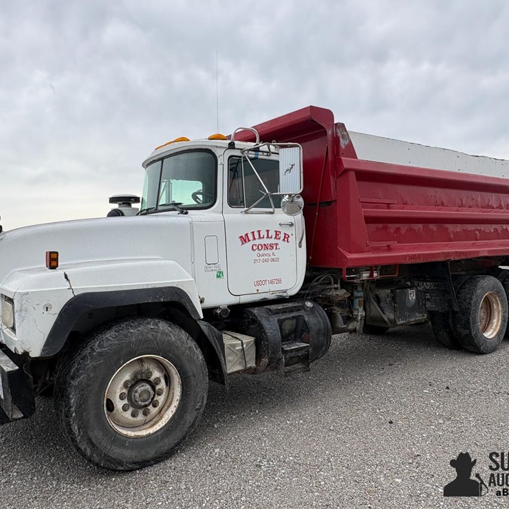 2000 MACK RD600