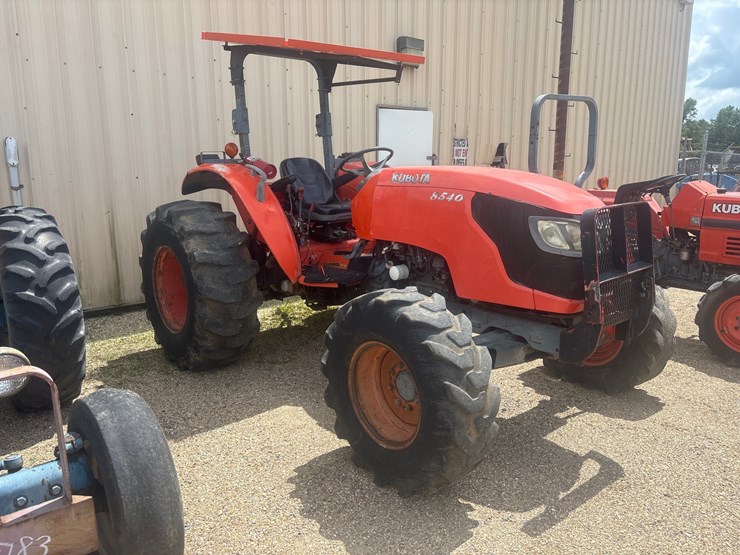 kubota-m8540-image-2