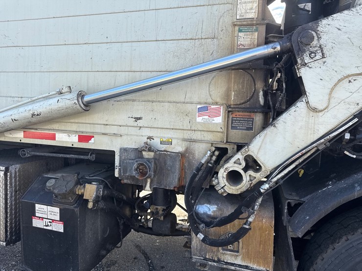 #6-•-2017-peterbilt-heil-front-loader-image-49