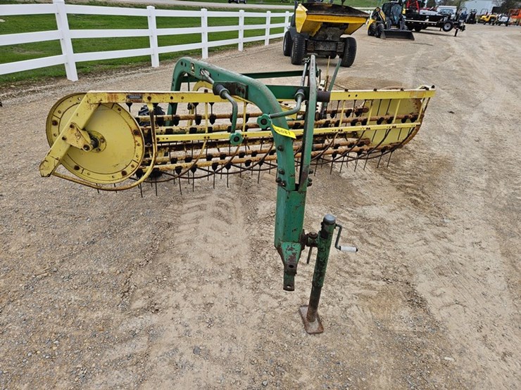 john-deere-660-image-8