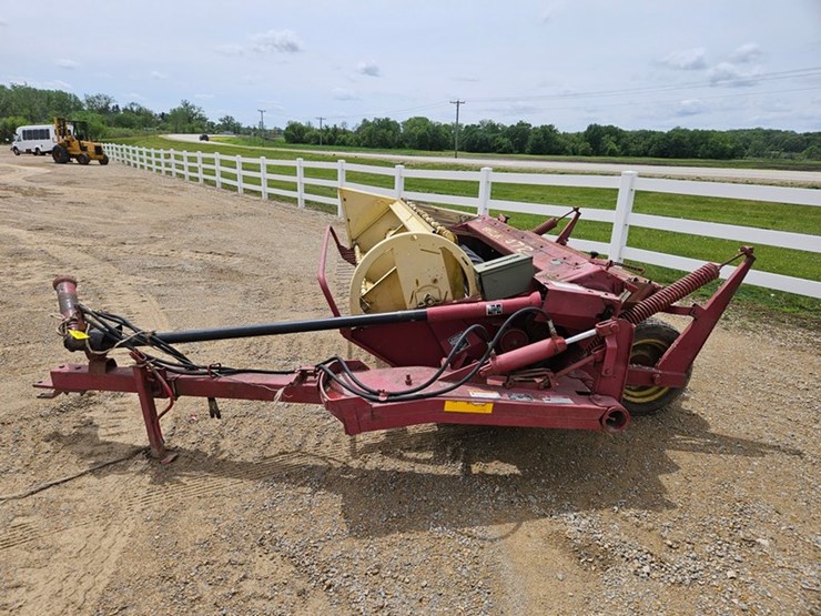 new-holland-472-image-2