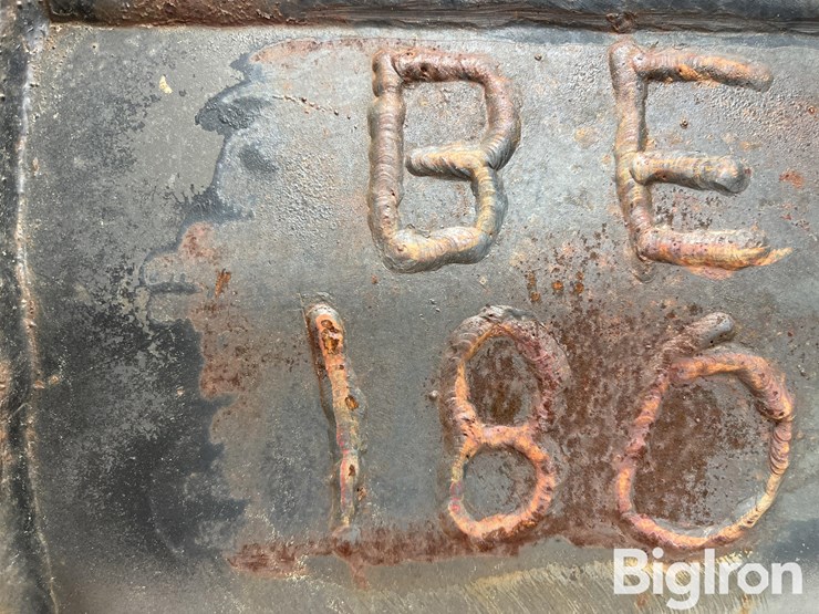 2011-new-holland-lb75-image-18