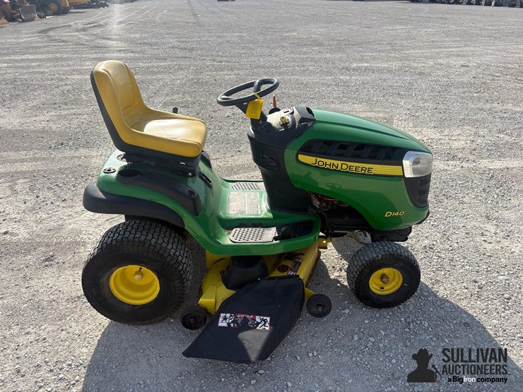 john-deere-d140-image-4
