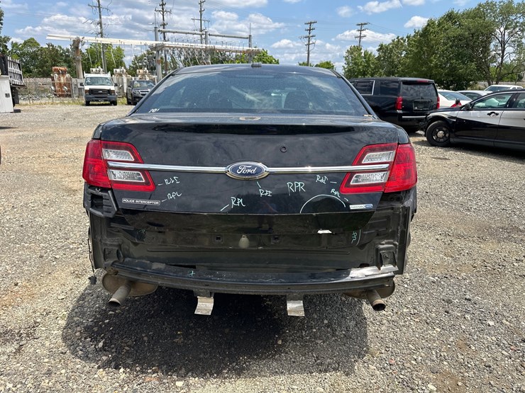 #48-•-2019-ford-interceptor-image-6