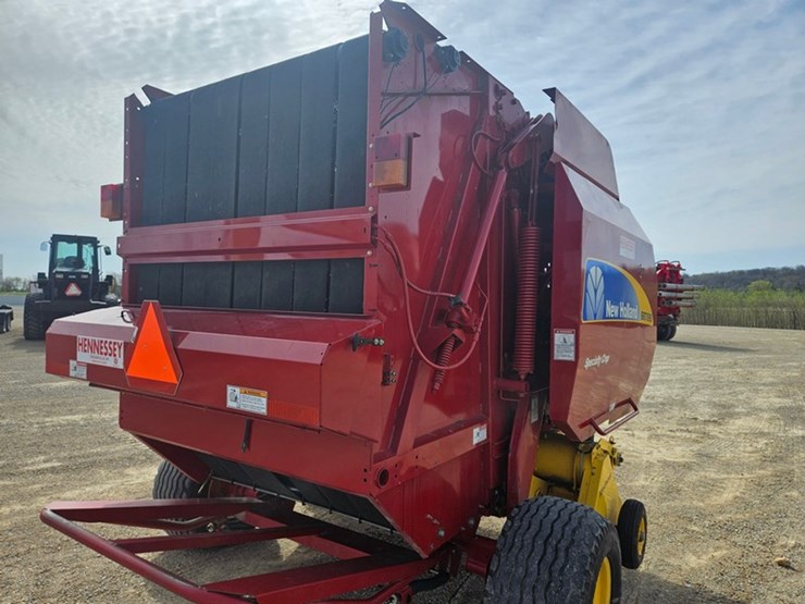 new-holland-br7090-image-30